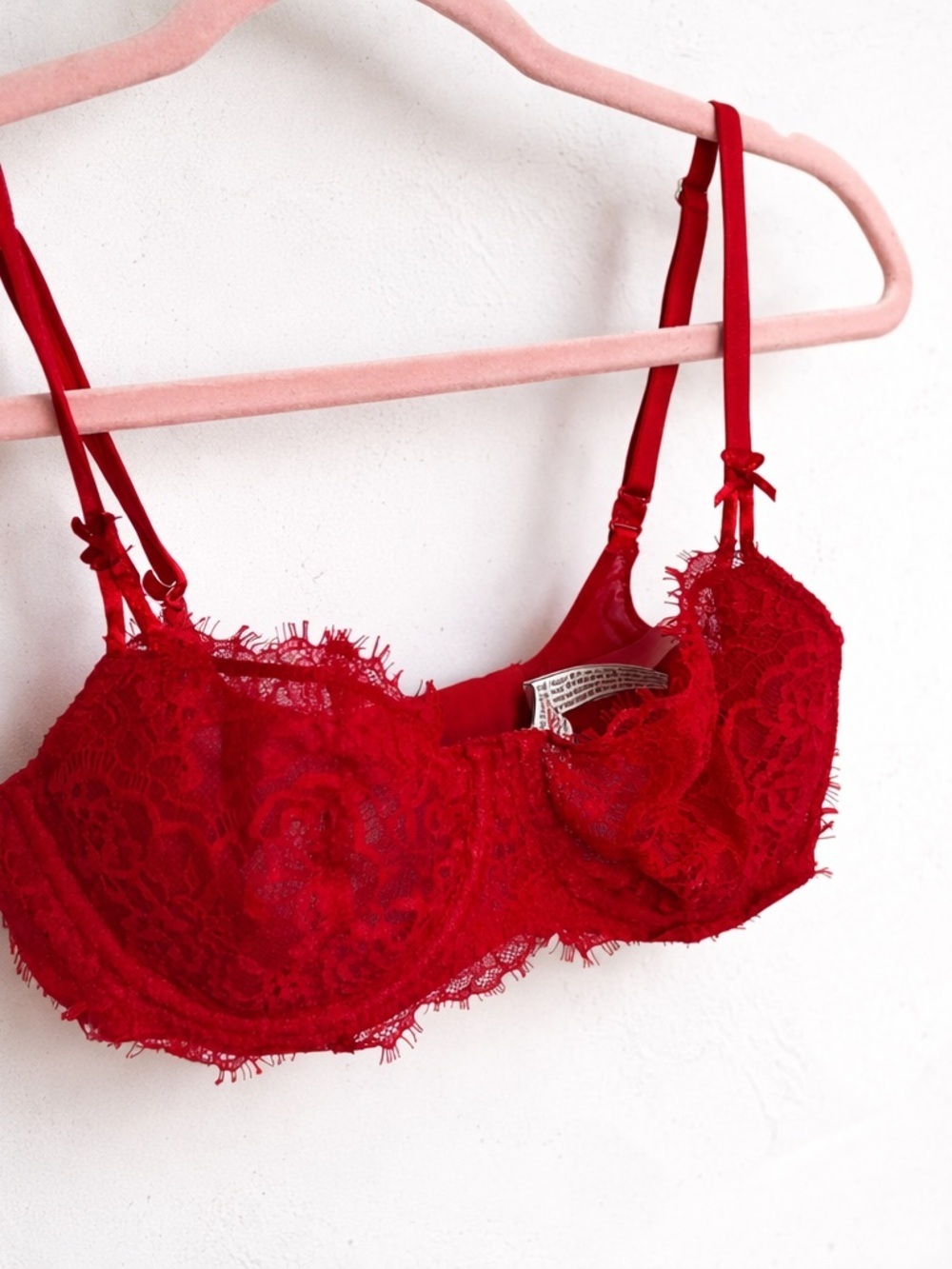 Victoria’s Secret Red Lace Balconette Bra Underwire Lingerie 34C